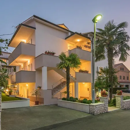 Petra Premium * Porec