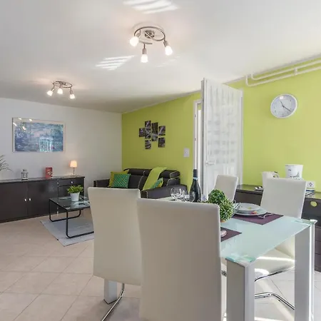Petra Premium Apartment