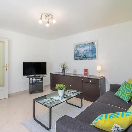 Apartment Petra Premium Porec